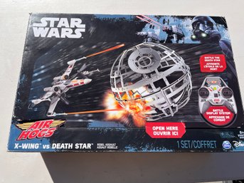 Air Hogs Star Wars X Wing VS Death Star