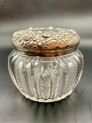 Art Noveau Cut Glass Jar With Floral Sterling Silver Lids 3' X 3'