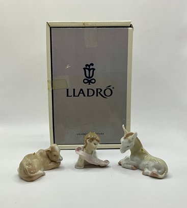 Lladro Angel, Donkey And Cow Ornament Set Mini Pesebre Three Piece Set No. 06095
