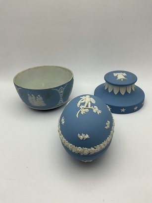 Set Of Three Lights Blue Wedgwood Decorative Pieces