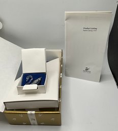 175.  Swarovski Crystal Swan Figurine With Gift Box