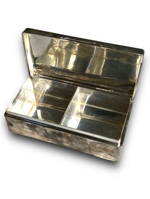 British Walker & Hall Sterling Silver Cigarette Box