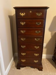 Kincaid Lingerie Chest (LR51)