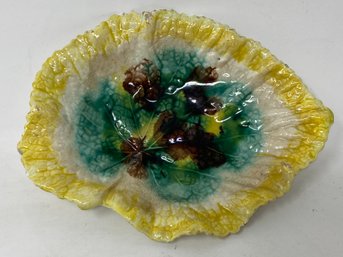 Antique Green / Brown / Yellow Majolica Leaf Bowl S3 Edge Wear Noted  Small Crack Shown Approx 6 X 8