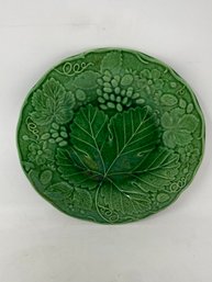 Antique Green Majolica Leaf And Berry Plate S3