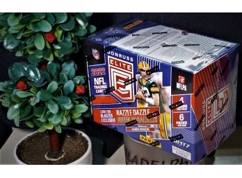 2022 Donruss Elite:  Blaster Box (sealed - 24 Cards)