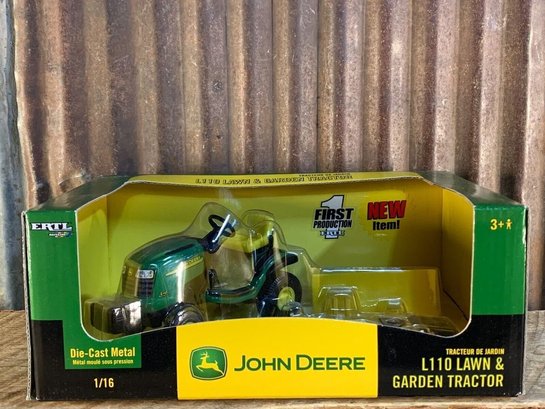 2003 ERTL, John Deere L110 Lawn & Garden Tractor, 1:16 Scale, Diecast, NIB
