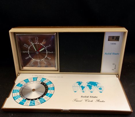 Vintage Solid State, Travel Clock Radio