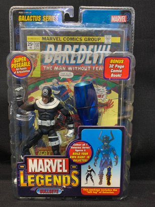 2005 Toy Biz, Marvel Legends, Bullseye, NIP, Includes Daredevil Comic Book