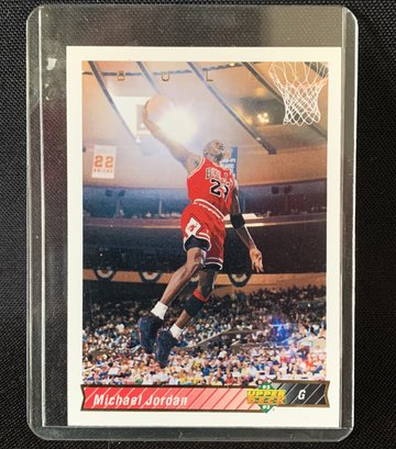 1992-93 Upper Deck, Michael Jordan #23, Chicago Bulls Card, 'G'