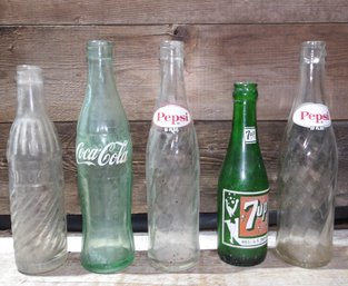 Vintage Glass Soda Bottles, 7Up, Pepsi, Coca-Cola, & Stoecker, QTY 5