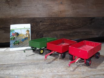 Vintage ERTL 1:43 Scale Wagons, John Deere & International Harvester, QTY 3