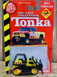 2000 Maisto, Tonka Mighty Bulldozer, 1:64 Scale New