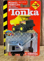 2002 Maisto, Tonka 1949 Shovel, #55, 1:64 Scale, Diecast, NIP