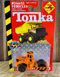 2002 Maisto, Tonka Pavement Roller #34, 1:64 Scale, Diecast, NIP