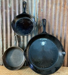 Vintage Cast Iron Skillets (3)