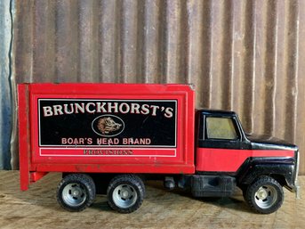 Vintage ERTL, International, Brunckhorst's Boar's Head Brand Delivery Truck Bank