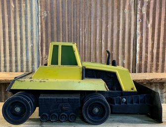 Tonka Bulldozer, Missing Tires, Pressed Steel & Plastic