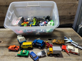 Tote Full Of Vintage Tonka Cars, Hot Wheels, Matchbox Cars, & More, 11 Pounds