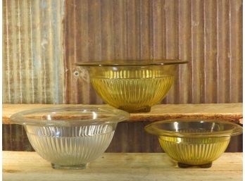 Complete 3 Set Federal Nesting Bowls, Amber