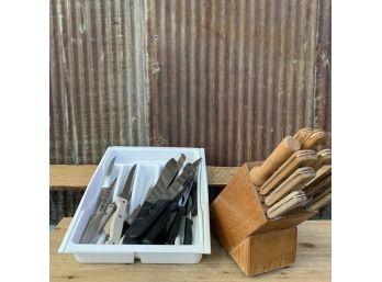 Cutlery Kitchen Set (s), 1 Butcher Block Holder, Many Knifes - Qty 25