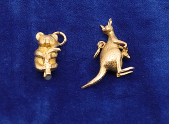 Adorable GOLD Charms Reminiscent Of Down Under - 17.8 Grams