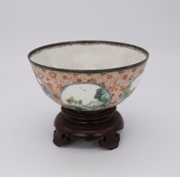 RARE Painted Porcelain Qianlong Nian Zhi  Chinese Bowl -SHIPPABLE