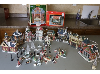 CHRISTMAS COLLECTION OF  LIGHTED HOUSES, PEOPLE AND ACCESSORIES