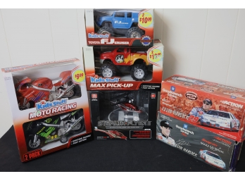 VINTAGE NEW IN BOXES CARS AND HELICOPTER-SHIPPABLE