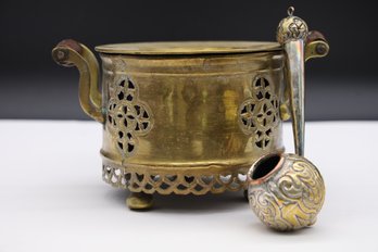 Brass Antique Cauldron Vessel With Wooden Handles & Water Ladle
