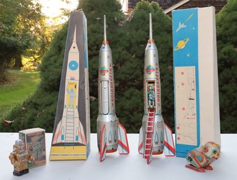 VINTAGE ROBOTS AND ROCKETS COLLECTION