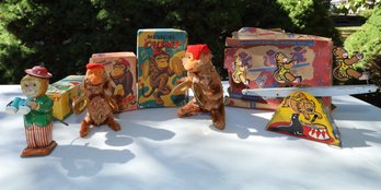 VINTAGE MONKEY TOY COLLECTION