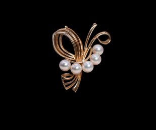 Vintage K. Mikimoto 14K Yellow Gold Brooch