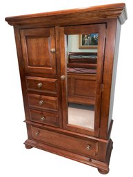 Chifforobe (Gentleman's Armoire)