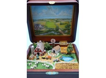 Danbury Mint 'down On The Farm' Music Box - Shippable