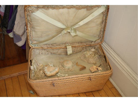 Antique Rolling Sewing Basket With Tray