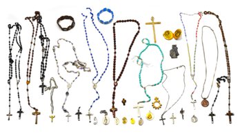 Vintage Religious Jewelry Lot: Rosaries, Pendants, Etc