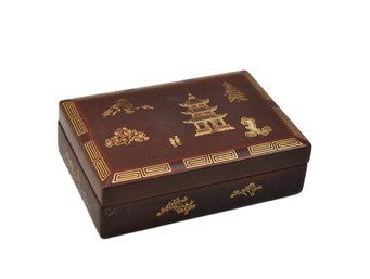 Occupied Japan Maruni Lacquerware Box With Trays