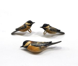 Vintage Hand Carved Wood Chickadee Bird Earrings And Brooch