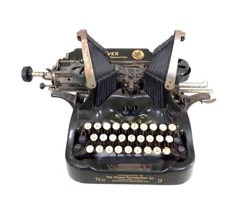 Antique Typewriter 'The Oliver No. 9'  Pat JUN 10 1913