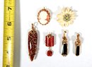 Lot Broches & Pendants: Coral, Onyx, Cameo