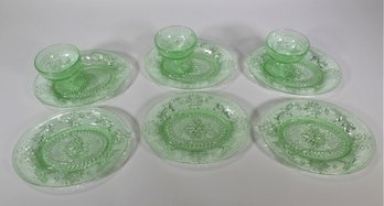 6 Vintage Depression Glass Snack Trays & 3 Cups