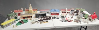 Collection Of Vintage Plasticville By Bachmann Buildings, Accessories, People, Etc.