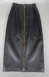 Women's Danier Black Leather Skirt Size 2