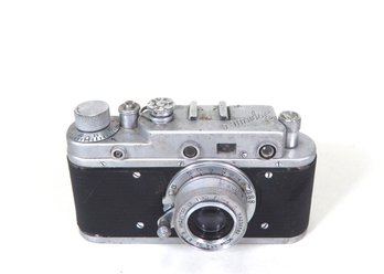 Vintage ZORKY USSR Rangefinder 35mm Film Camera