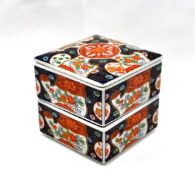 Vintage Porcelain Two Tier Japanese Trinket Box