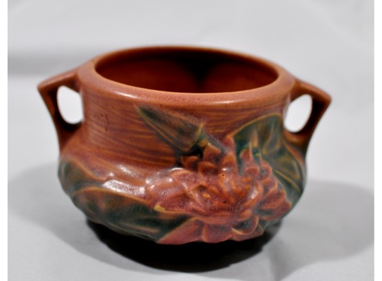 Roseville Pottery Water Lily Vase