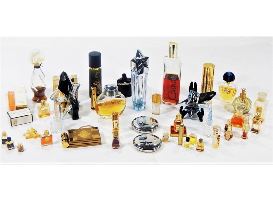 Large Group Of Vintage Perfumes