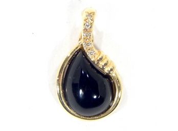 Vintage Solid 14K Gold Pendant With Onyx & Diamonds