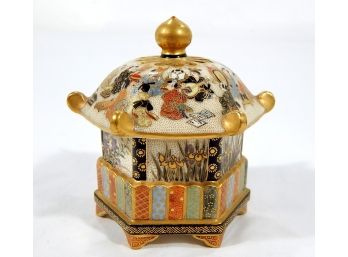 Beautiful Antique SATSUMA Incense Pagoda Box